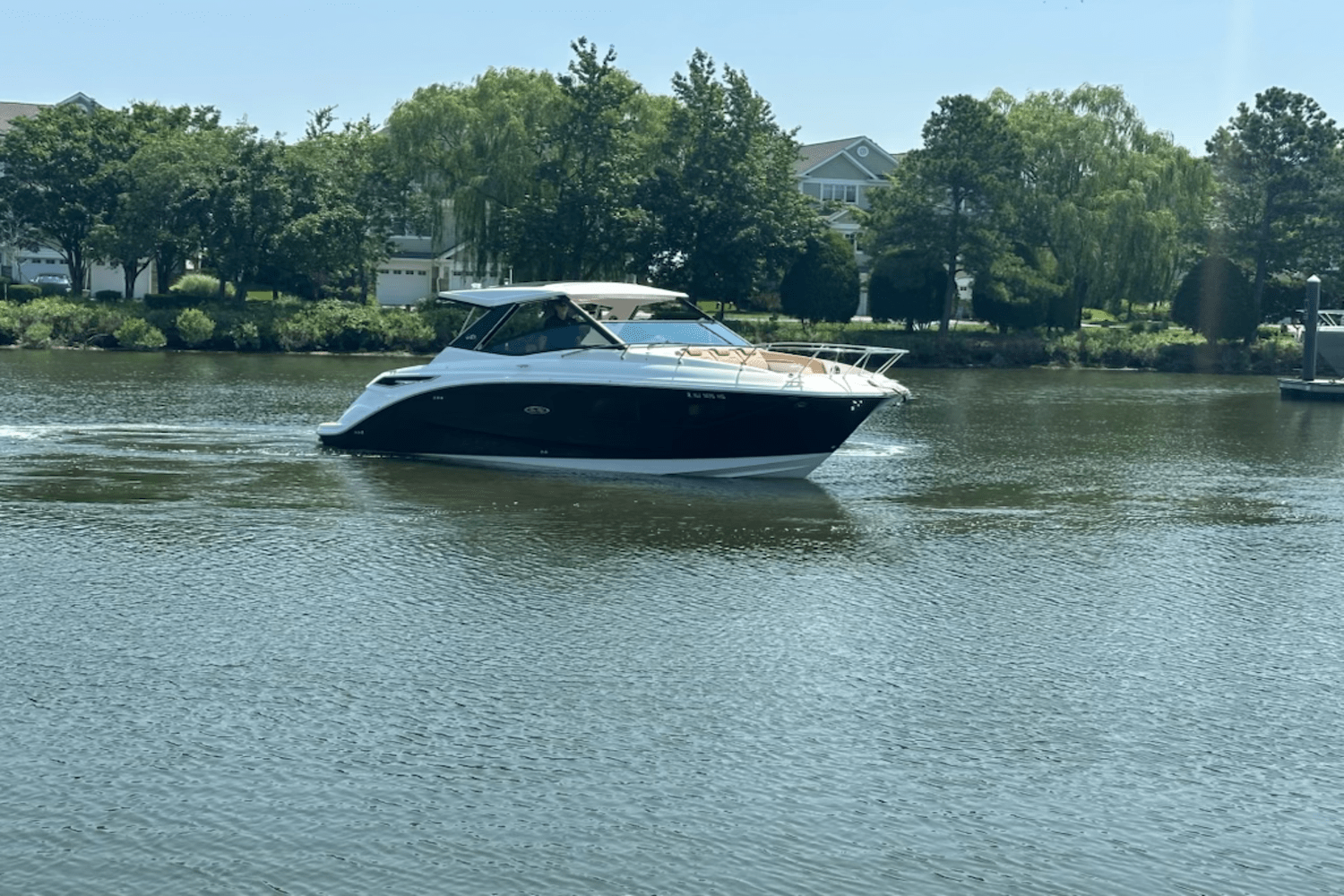 2023 Sea Ray 320 DA Image Thumbnail #0