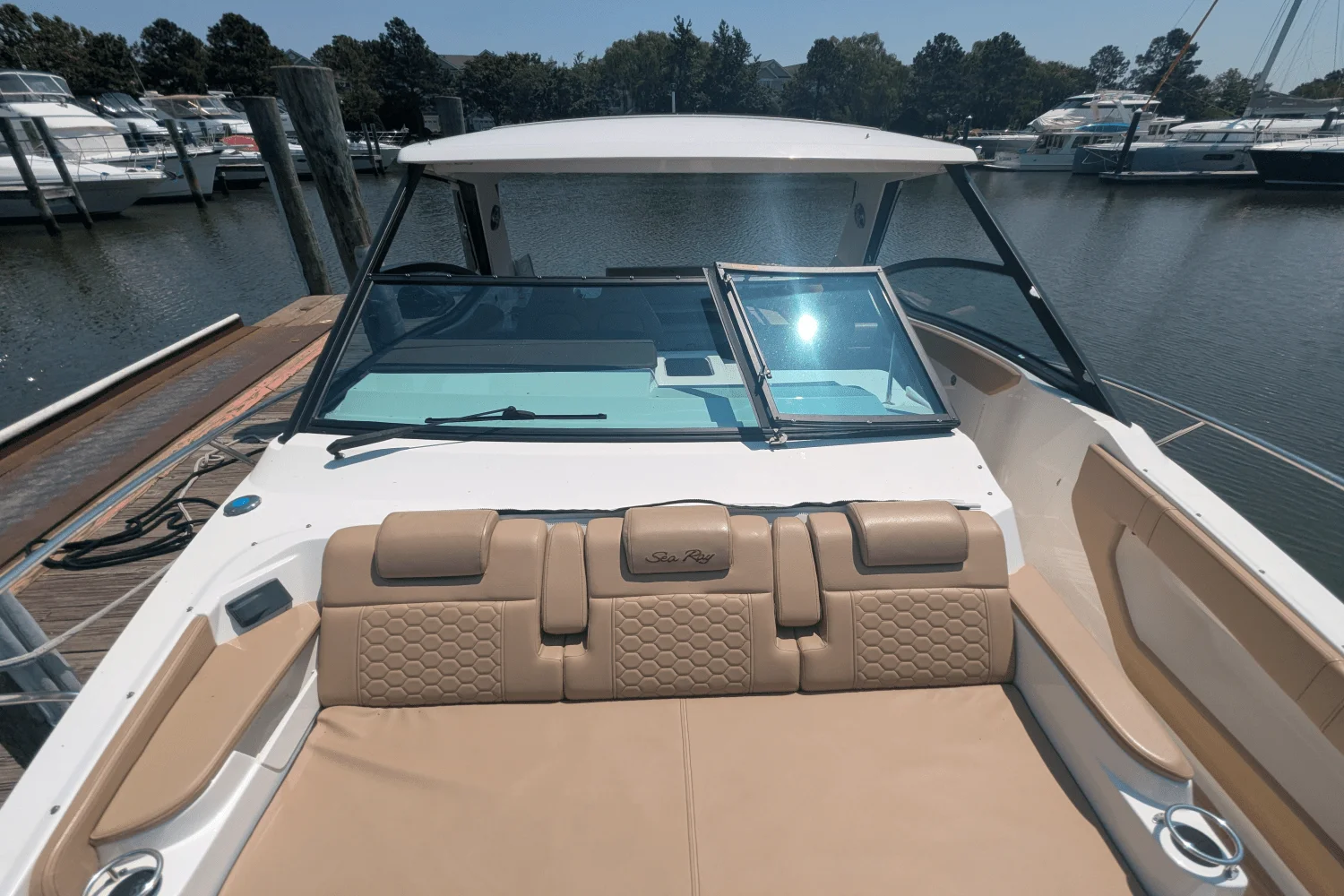 2023 Sea Ray 320 DA Image Thumbnail #36