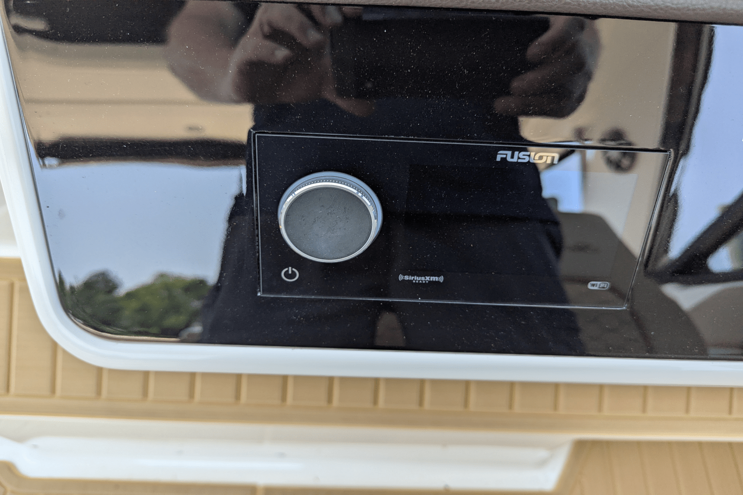 2023 Sea Ray 320 DA Image Thumbnail #15