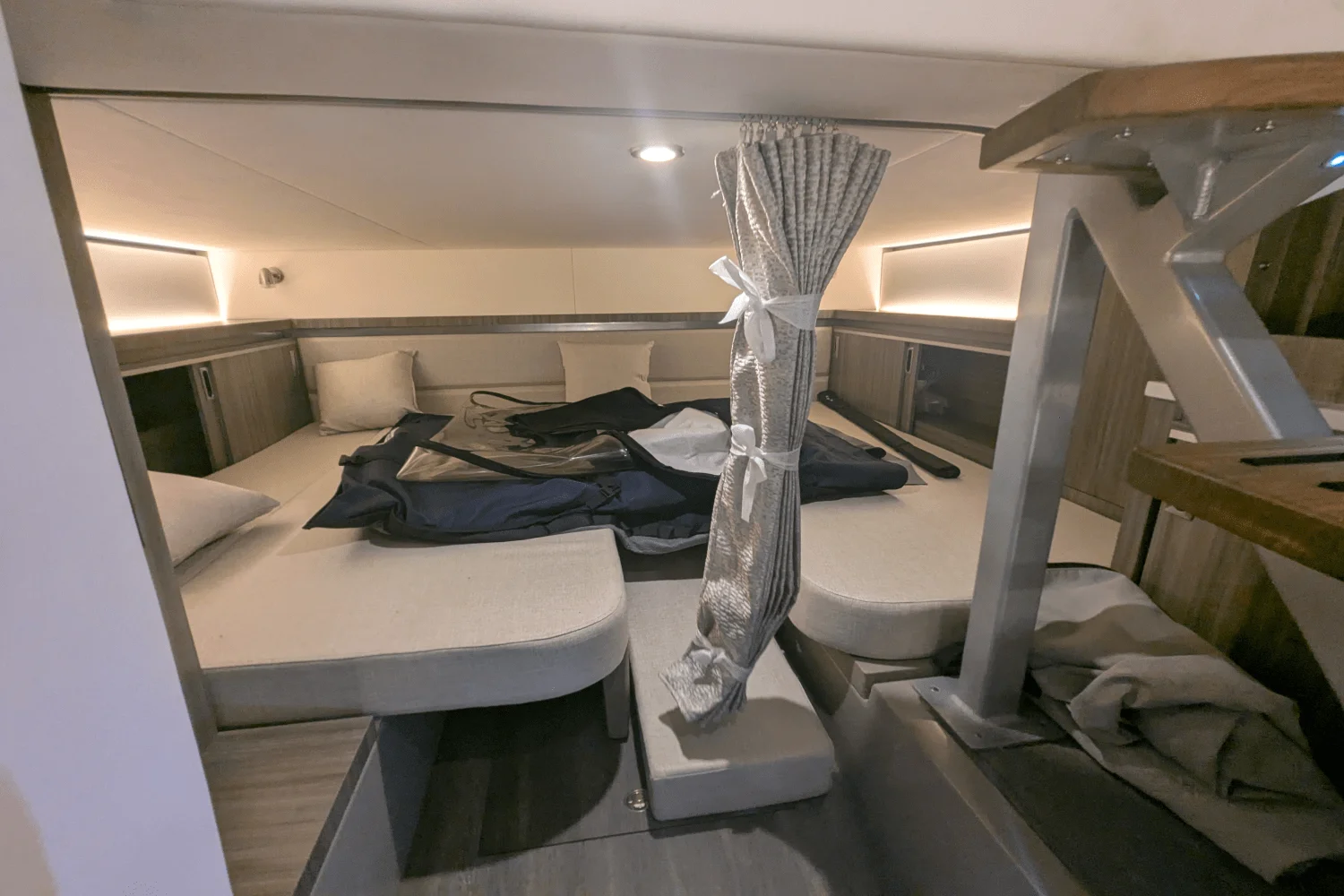 2023 Sea Ray 320 DA Image Thumbnail #52