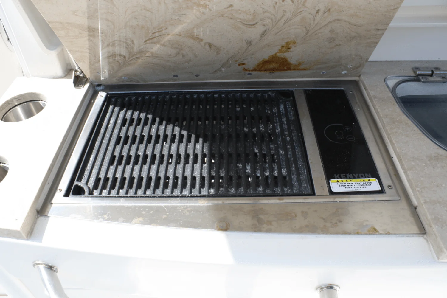 2018 Boston Whaler 38 OR Image Thumbnail #12