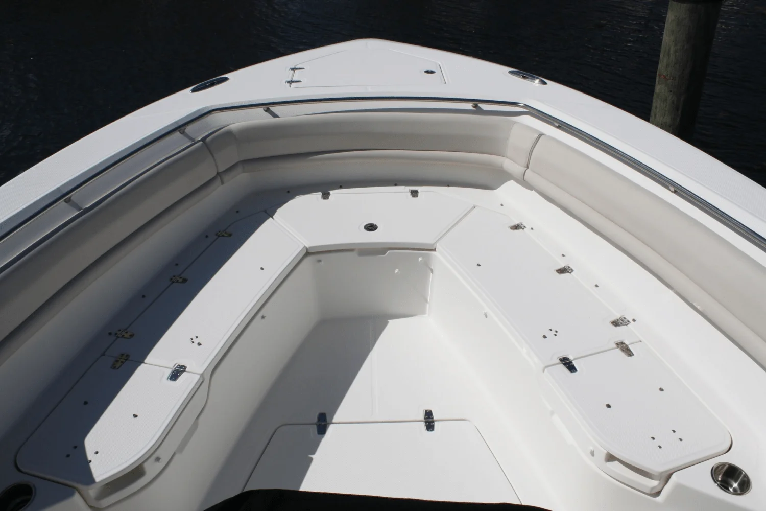 2018 Boston Whaler 38 OR Image Thumbnail #20