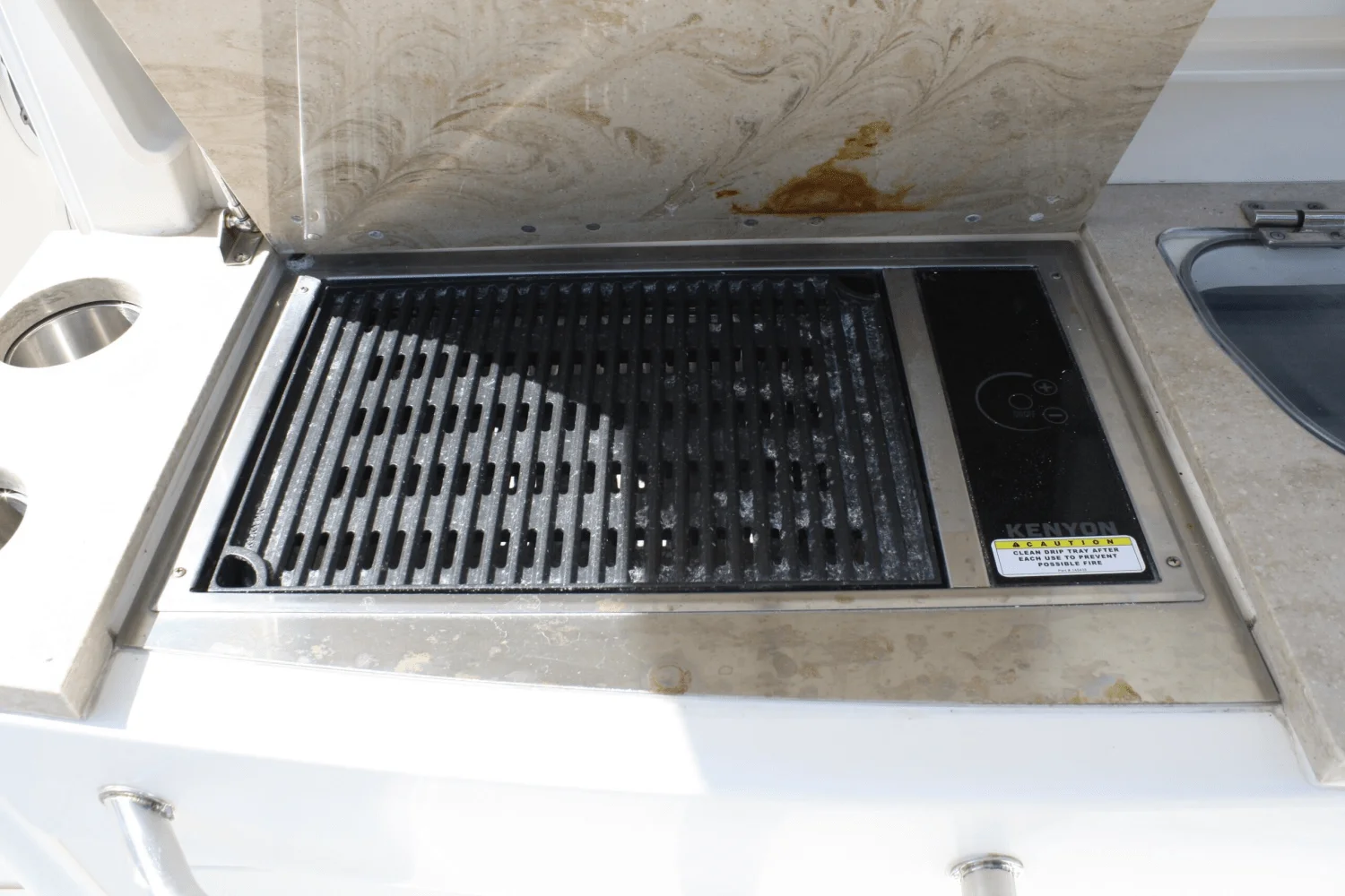 2018 Boston Whaler 38 OR Image Thumbnail #15