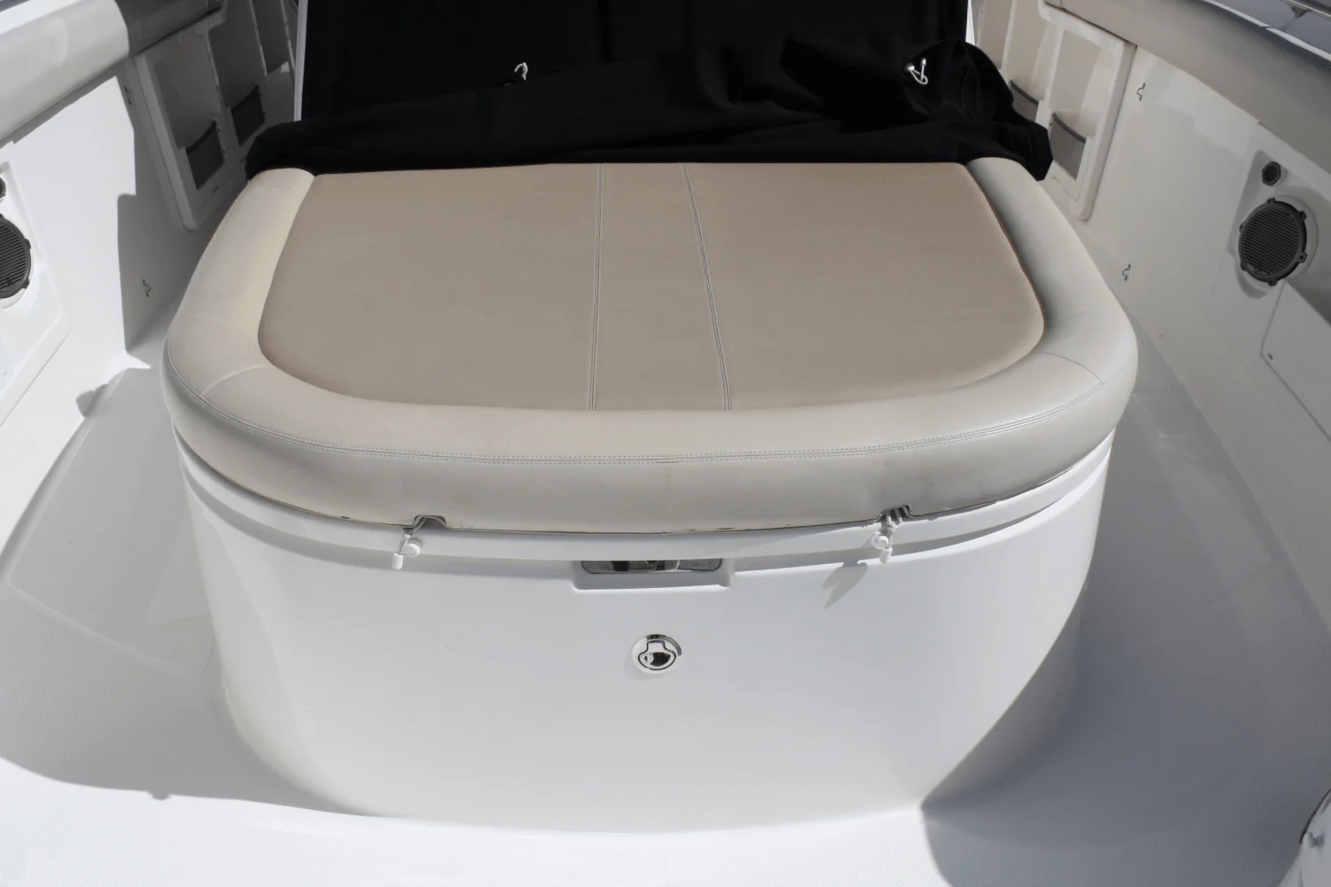 2018 Boston Whaler 38 OR Image Thumbnail #31