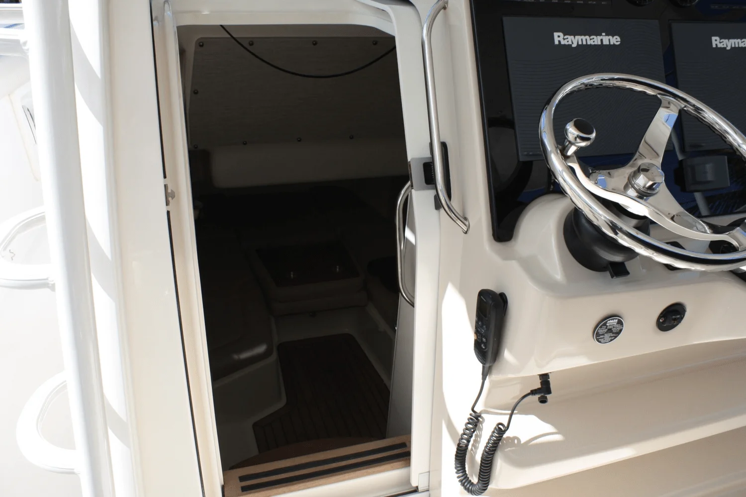 2018 Boston Whaler 38 OR Image Thumbnail #34