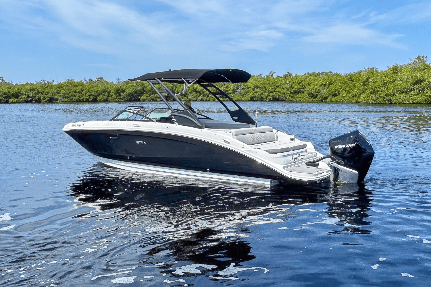 2023 Sea Ray 270 SDX OUTBOARD Image Thumbnail #11