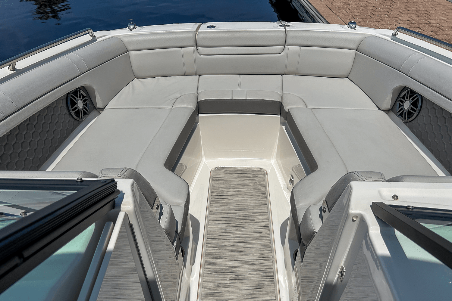 2023 Sea Ray 270 SDX OUTBOARD Image Thumbnail #30