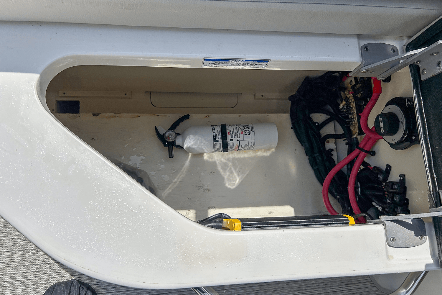 2023 Sea Ray 270 SDX OUTBOARD Image Thumbnail #37