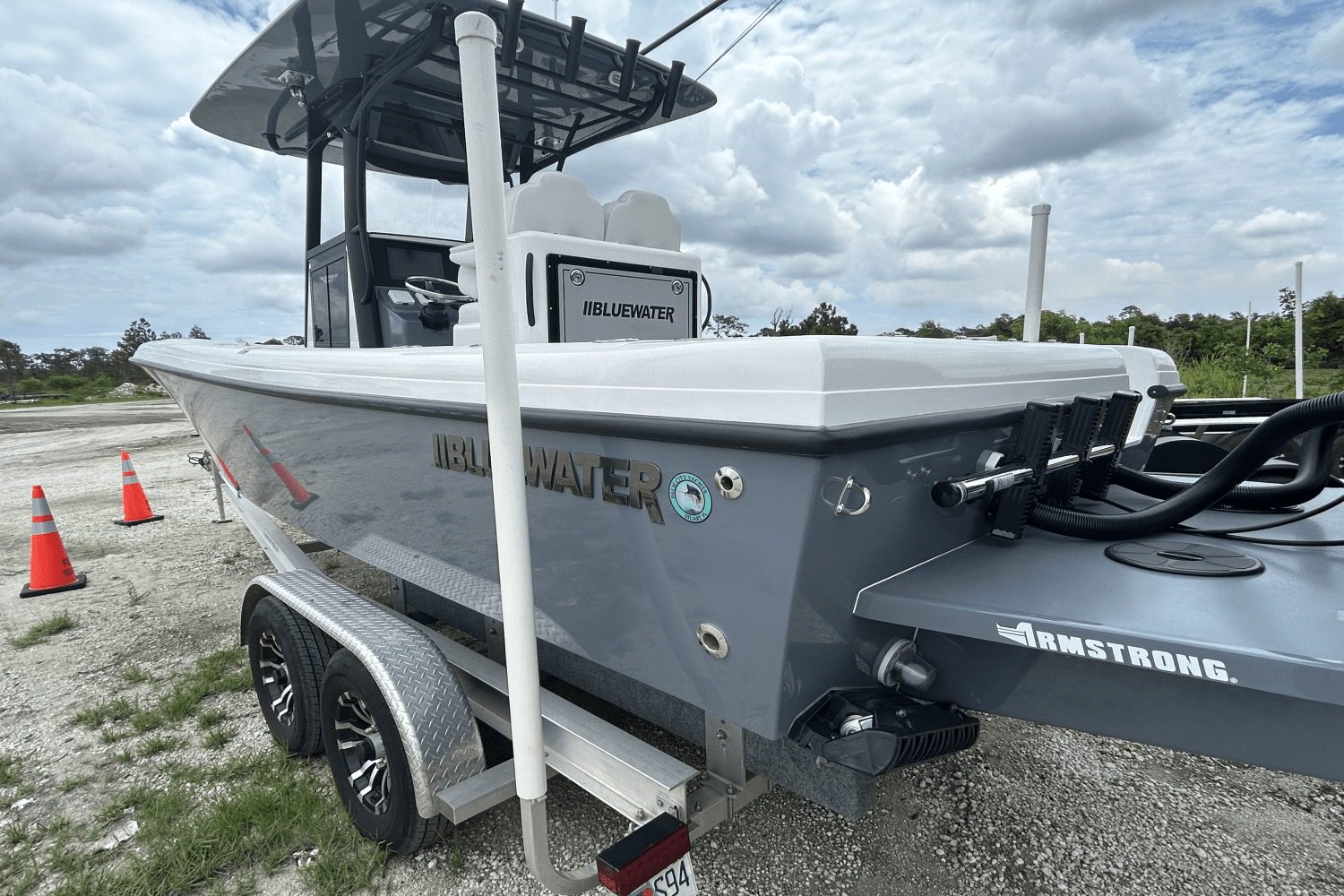 2024 Bluewater 25T Image Thumbnail #3