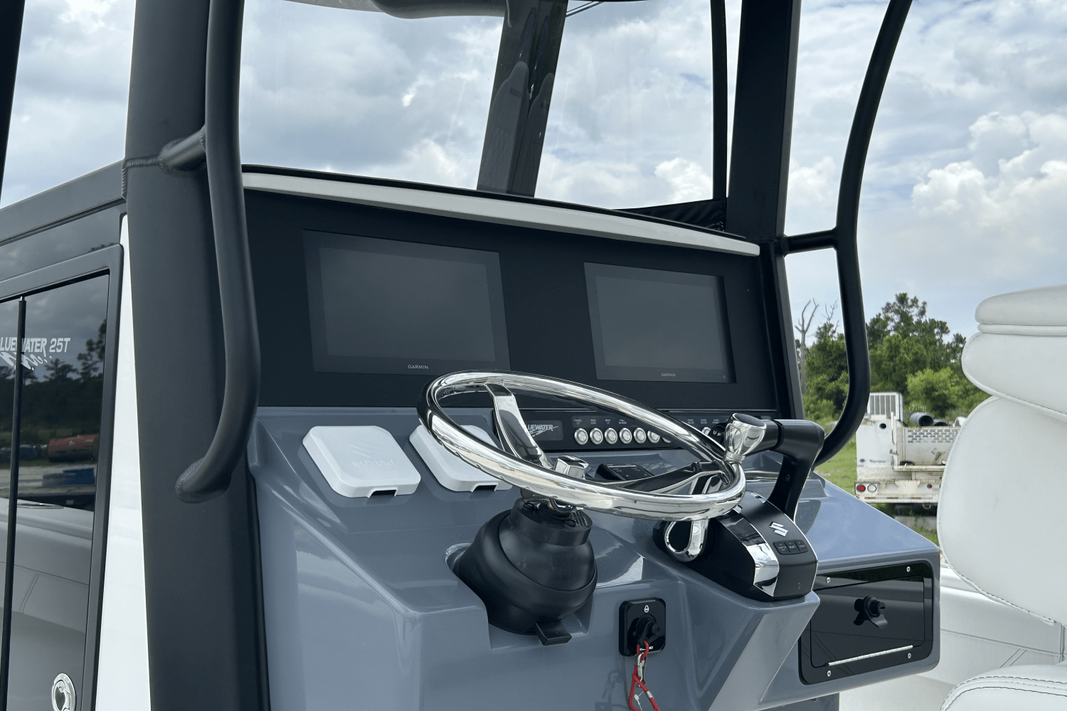 2024 Bluewater 25T Image Thumbnail #32