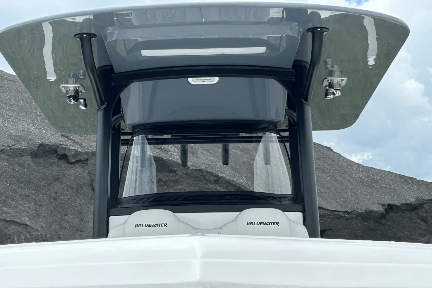 2024 Bluewater 25T Image Thumbnail #5