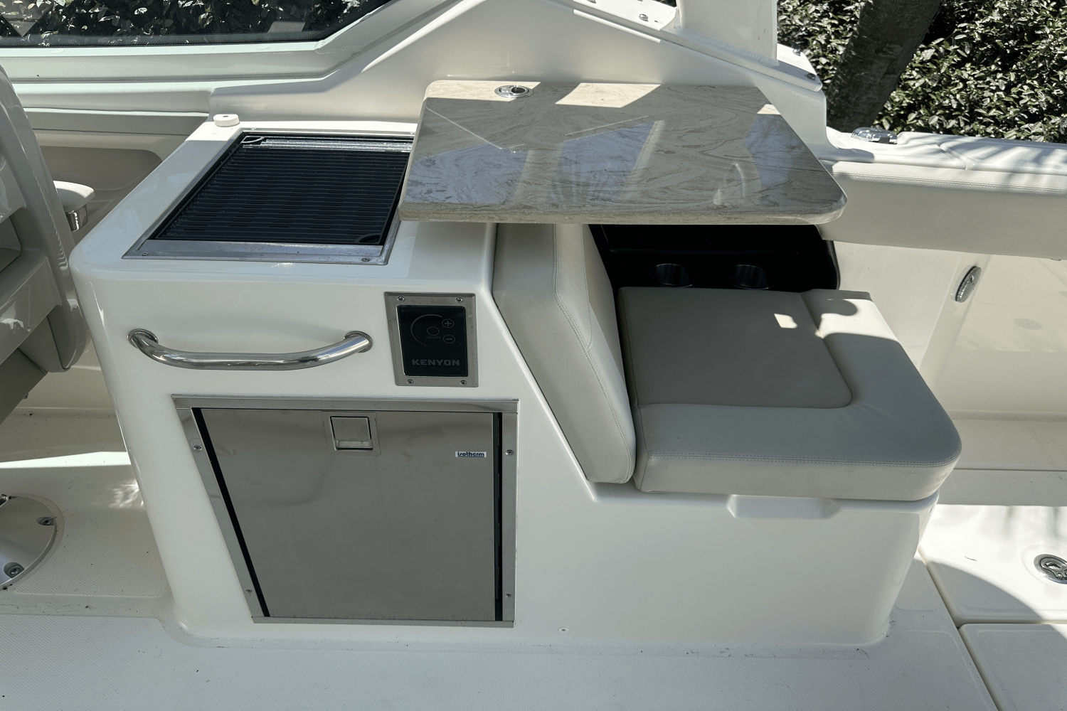 2022 Boston Whaler 280 VANTAGE Image Thumbnail #9