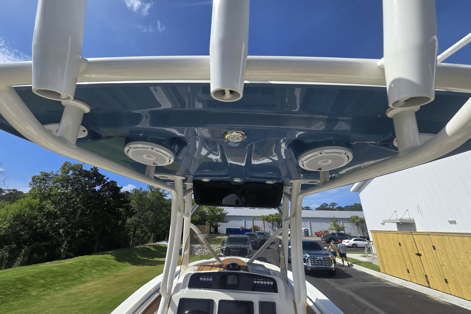 2024 Pioneer ISLANDER 222 Image Thumbnail #12