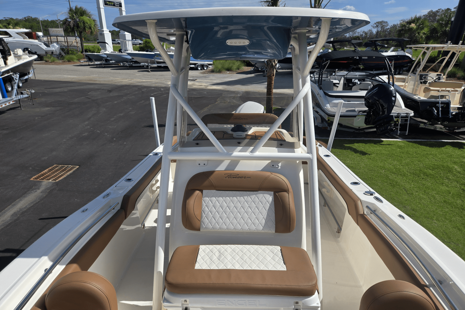 2024 Pioneer ISLANDER 222 Image Thumbnail #22