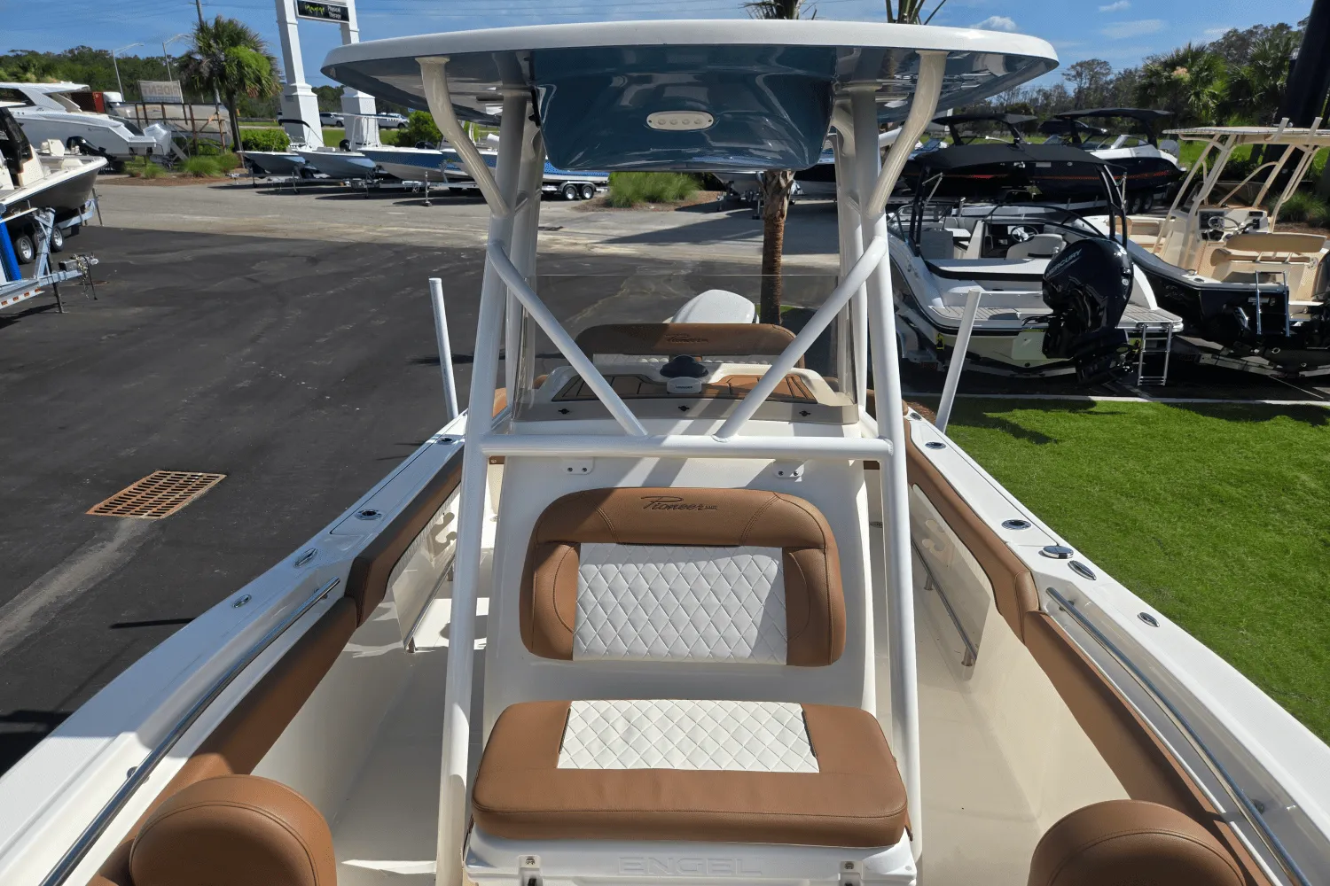 2024 Pioneer ISLANDER 222 Image Thumbnail #22