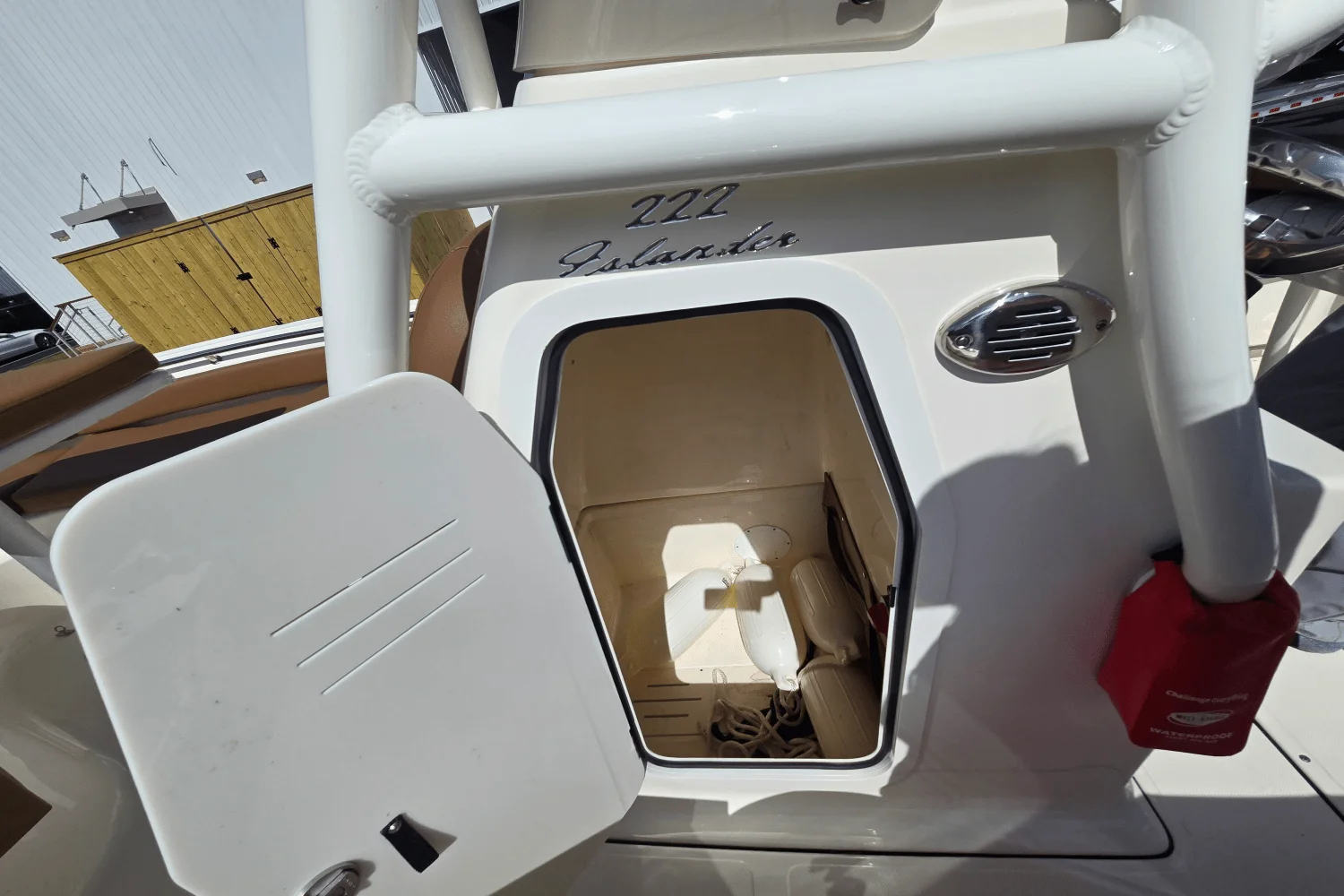 2024 Pioneer ISLANDER 222 Image Thumbnail #18