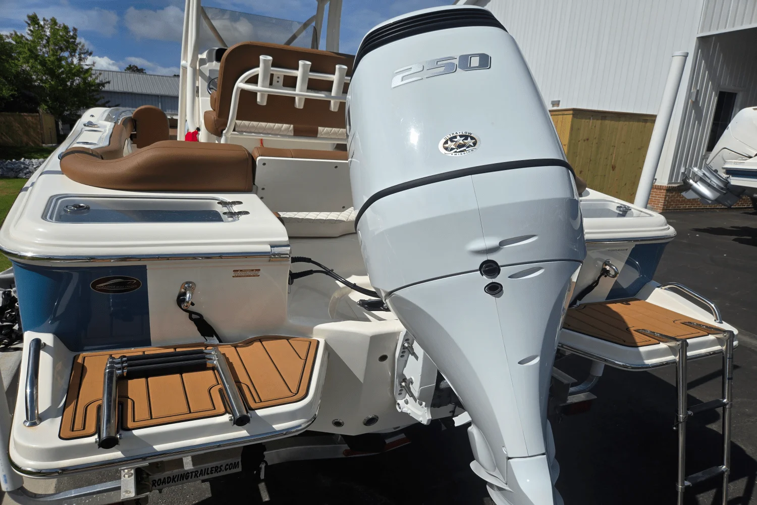 2024 Pioneer ISLANDER 222 Image Thumbnail #4