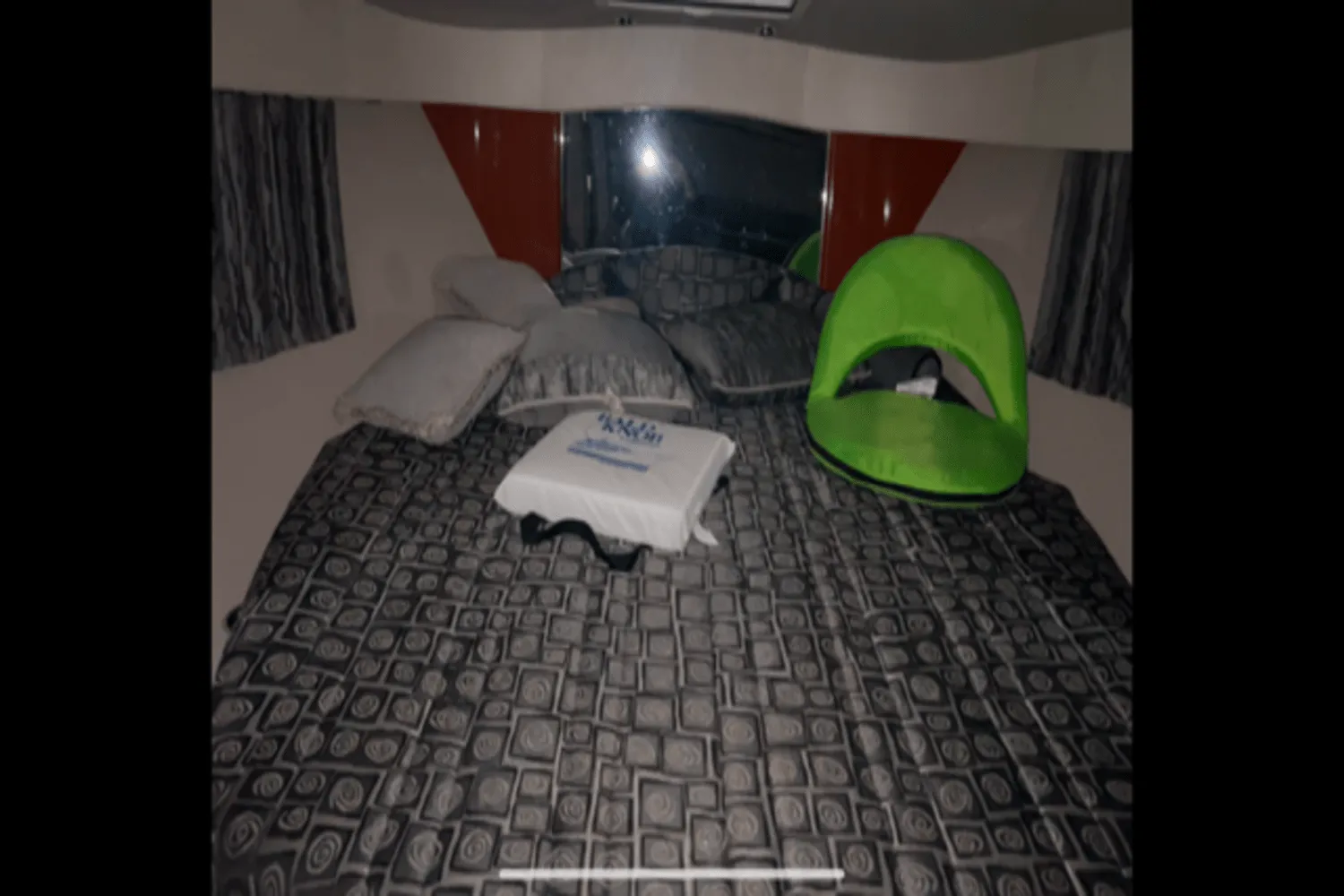 2005 Formula 34 PC Image Thumbnail #1