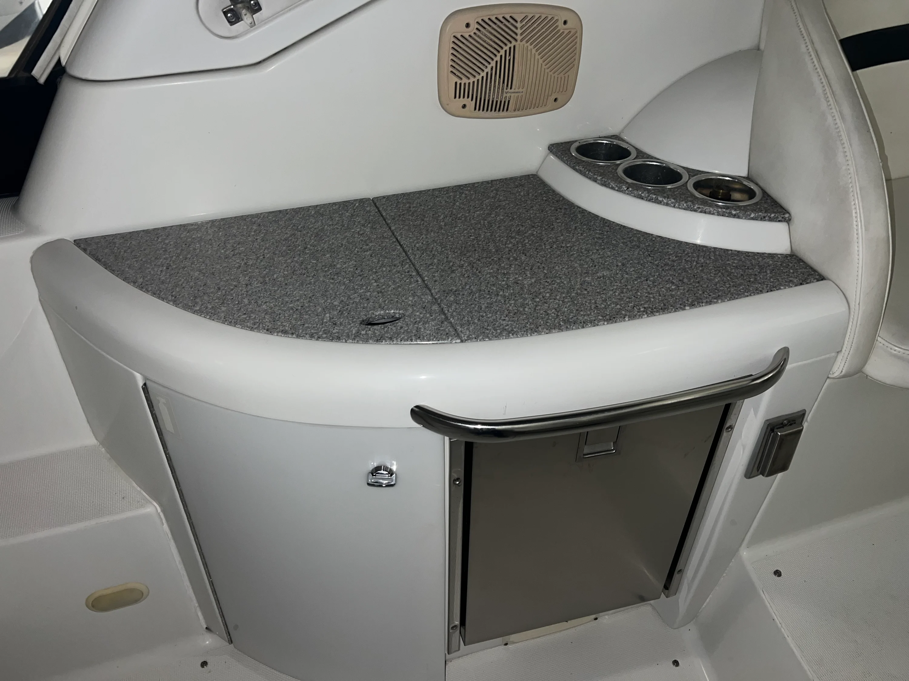 2005 Formula 34 PC Image Thumbnail #31