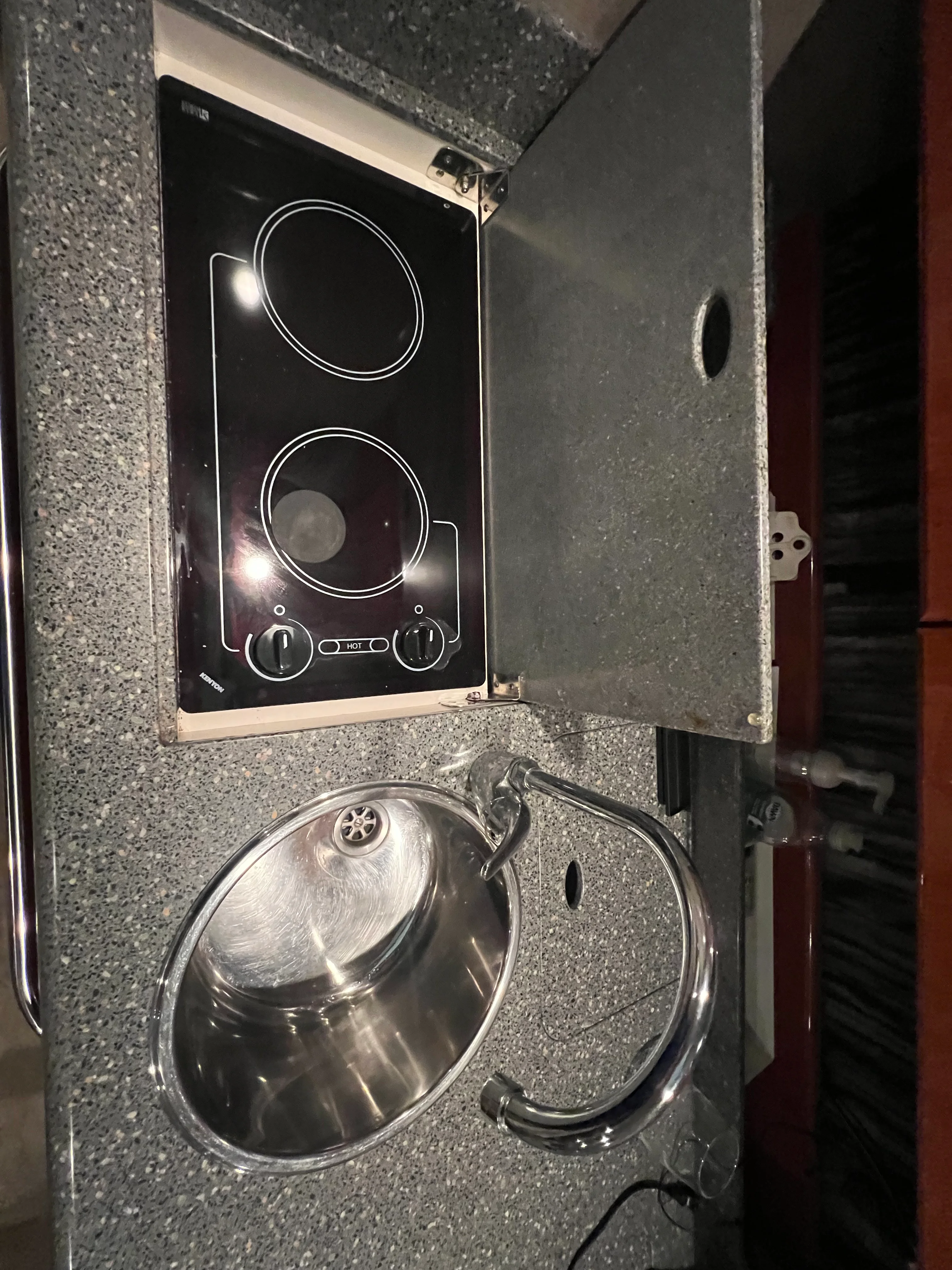 2005 Formula 34 PC Image Thumbnail #40