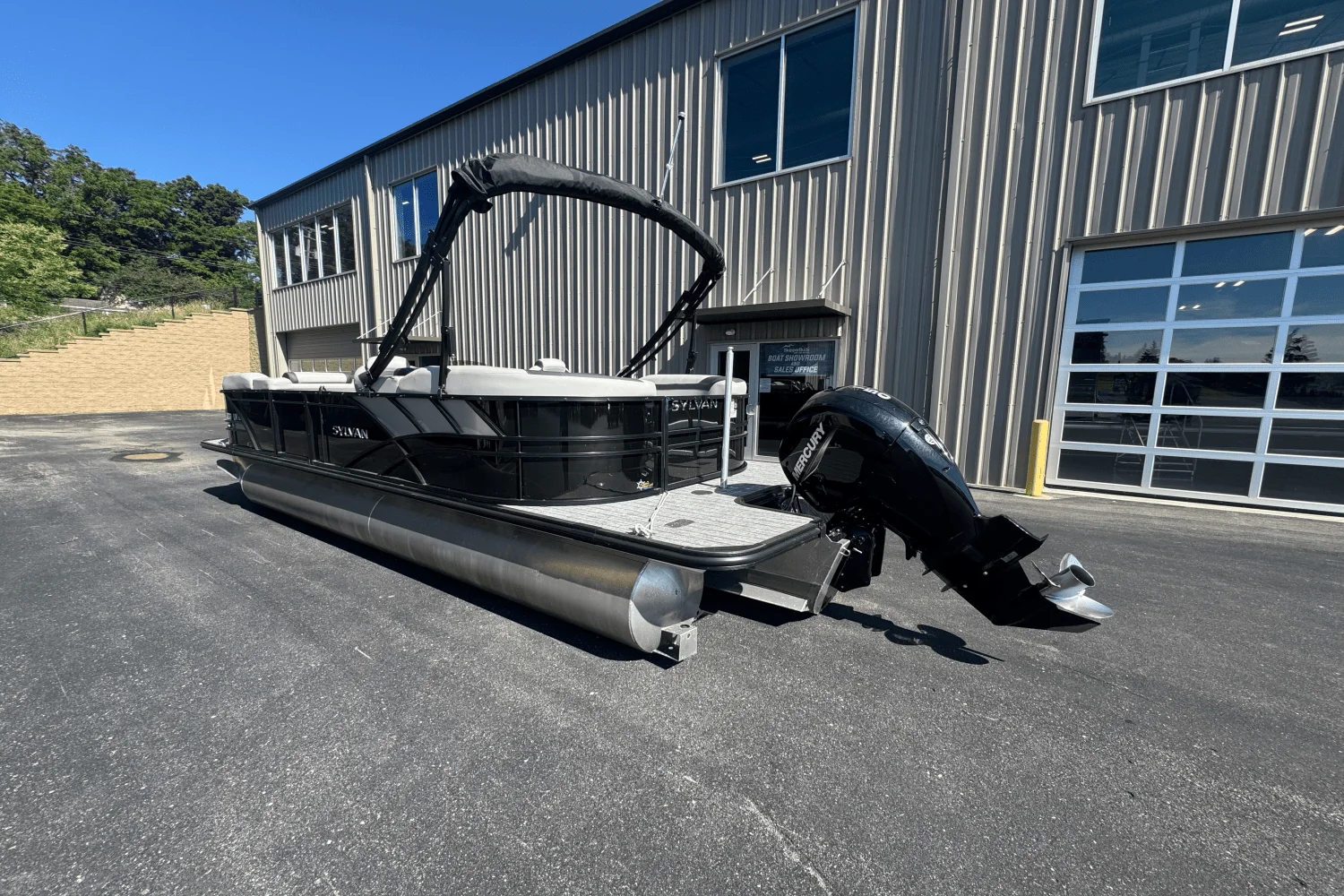 2022 Sylvan L3 LZ Image Thumbnail #7