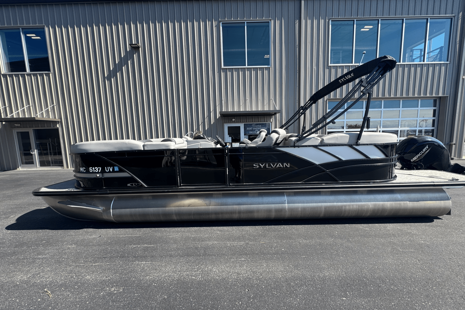 2022 Sylvan L3 LZ Image Thumbnail #0