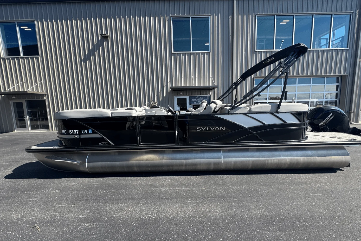 2022 Sylvan L3 LZ Image Thumbnail #0