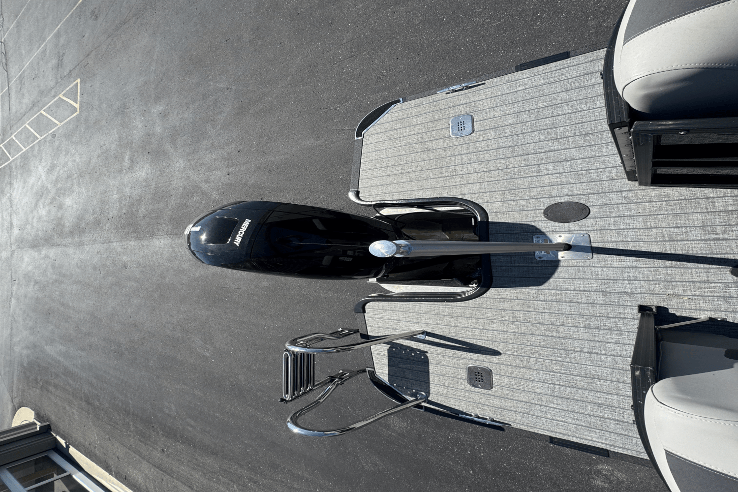 2022 Sylvan L3 LZ Image Thumbnail #21