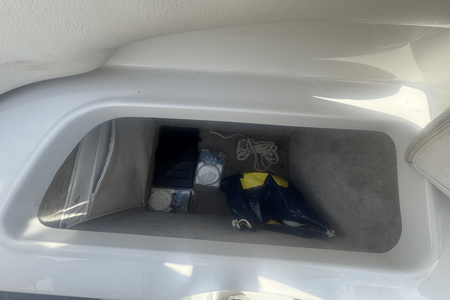 2005 Crownline 220 EX Image Thumbnail #24