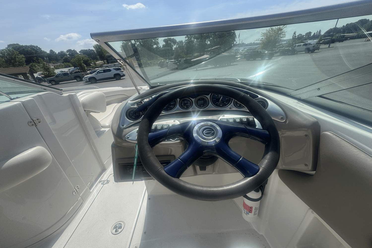 2005 Crownline 220 EX Image Thumbnail #15