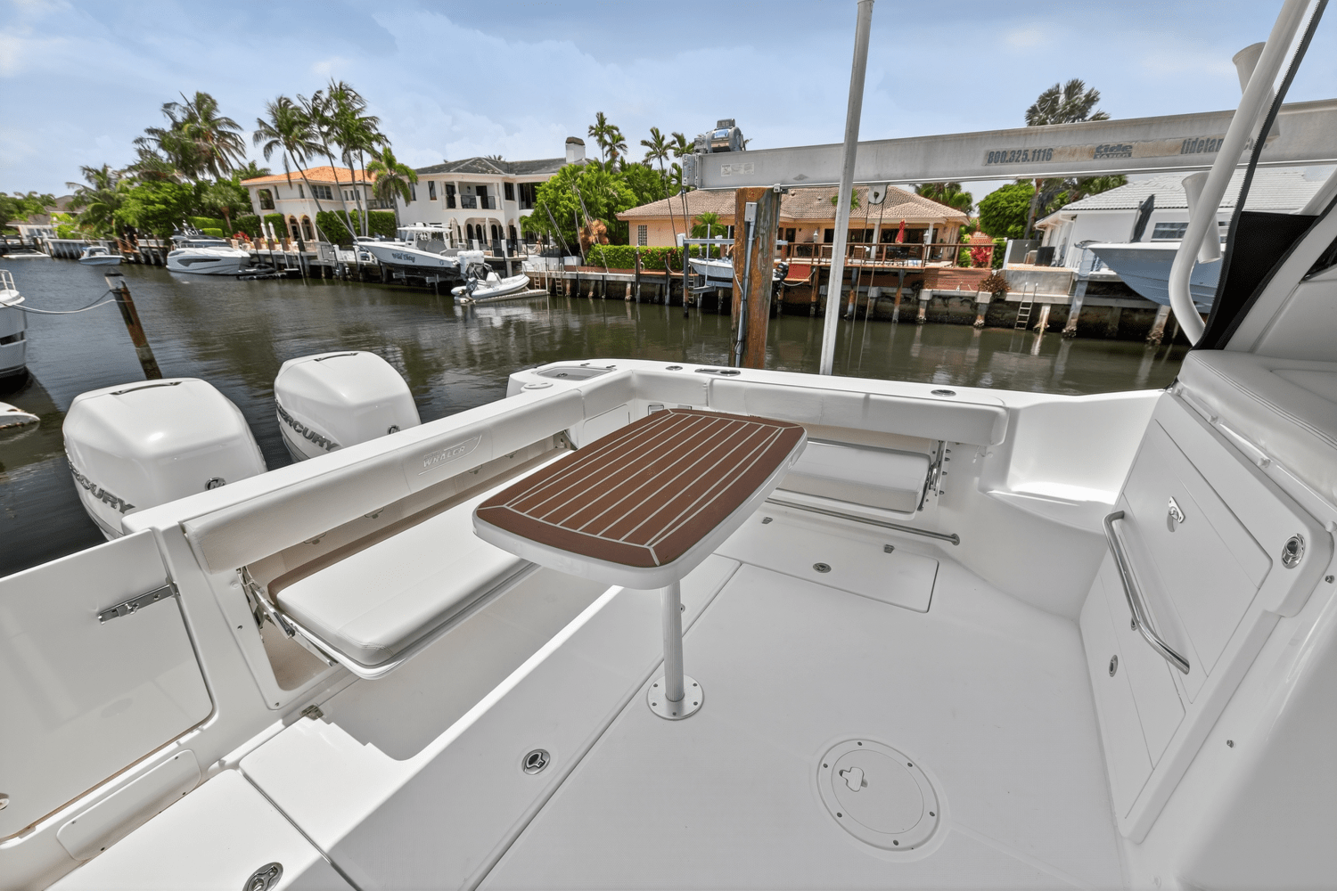 2019 Boston Whaler 315 CONQUEST Image Thumbnail #10