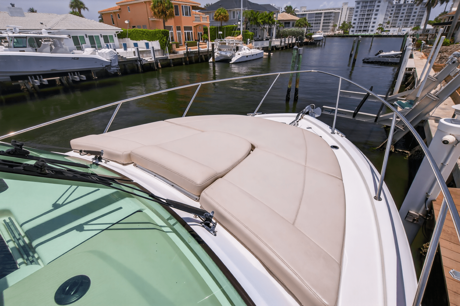 2019 Boston Whaler 315 CONQUEST Image Thumbnail #7