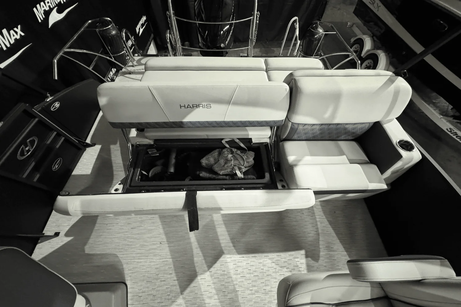 2023 Harris 230 SUNLINER Image Thumbnail #13