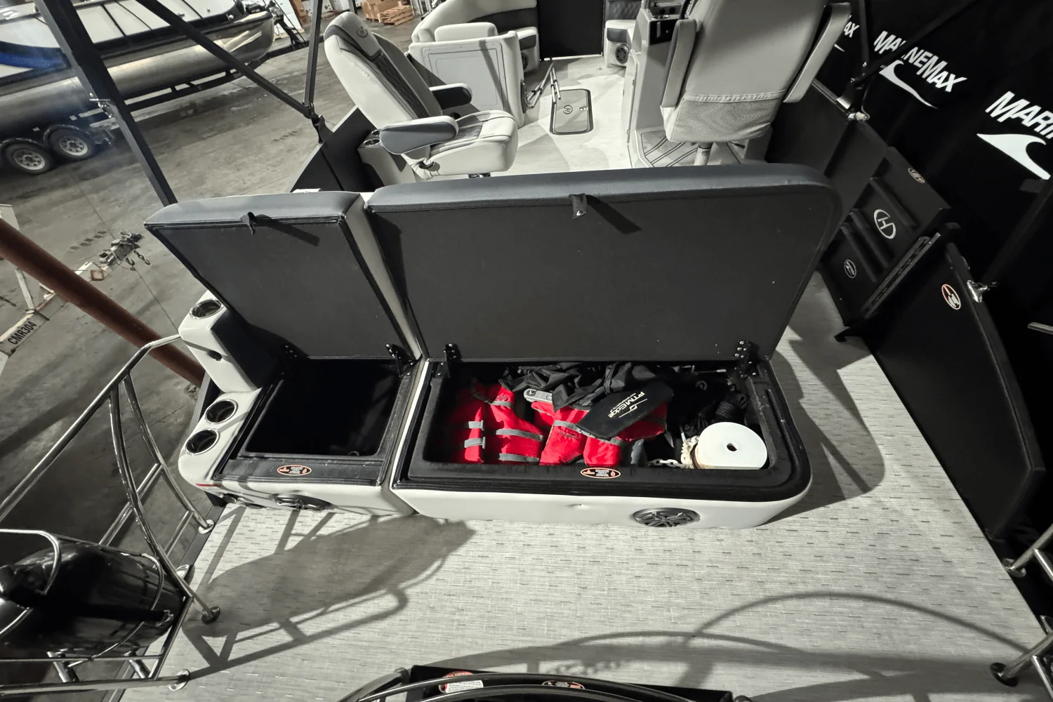 2023 Harris 230 SUNLINER Image Thumbnail #9