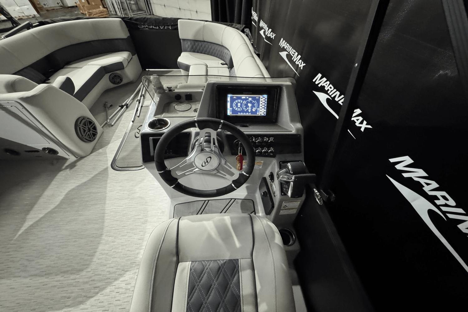 2023 Harris 230 SUNLINER Image Thumbnail #24