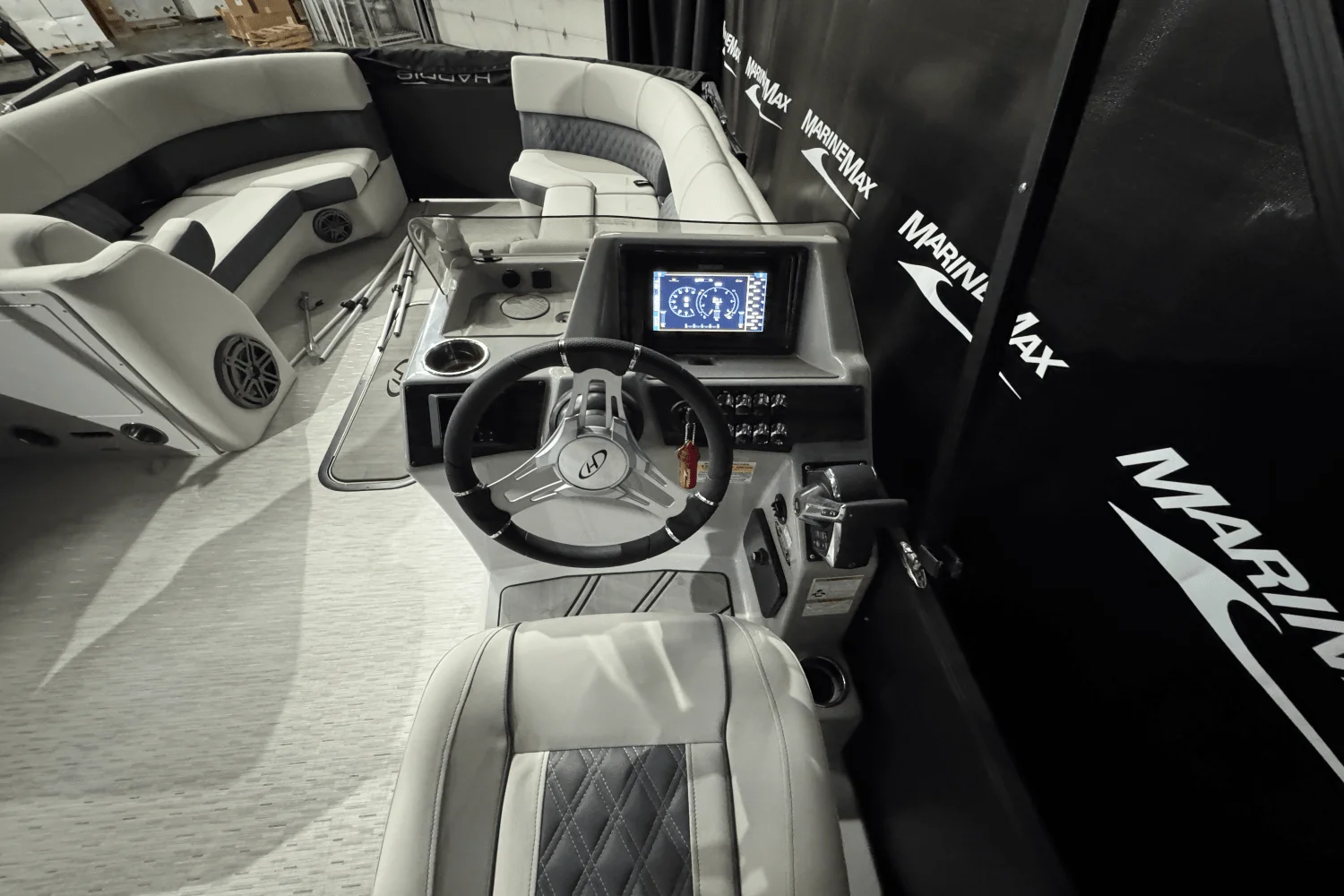 2023 Harris 230 SUNLINER Image Thumbnail #24