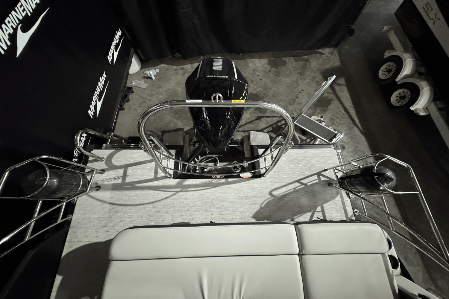 2023 Harris 230 SUNLINER Image Thumbnail #5