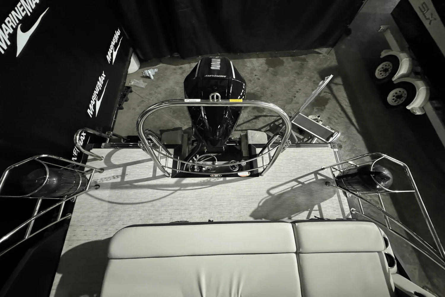 2023 Harris 230 SUNLINER Image Thumbnail #5