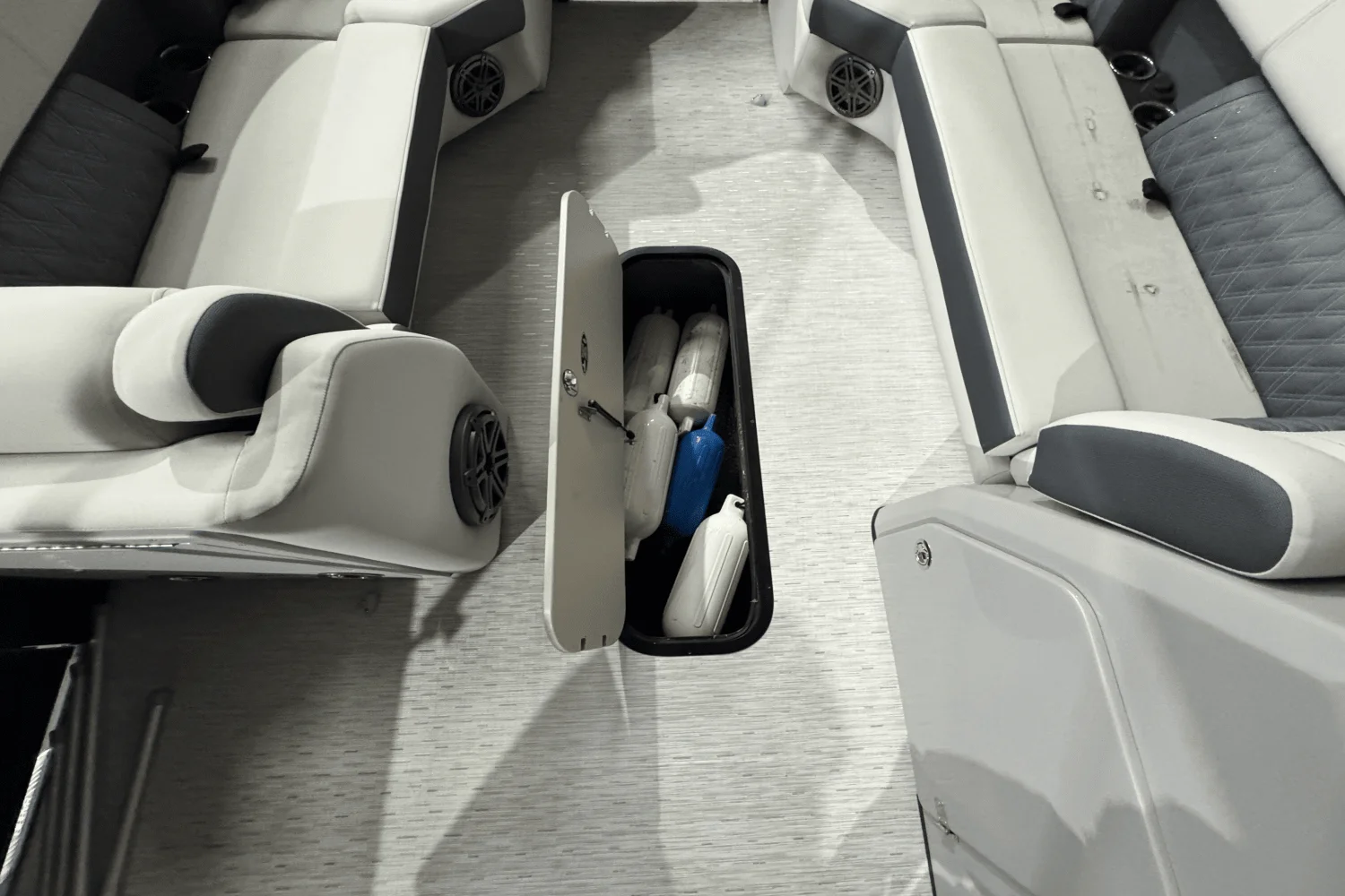 2023 Harris 230 SUNLINER Image Thumbnail #28