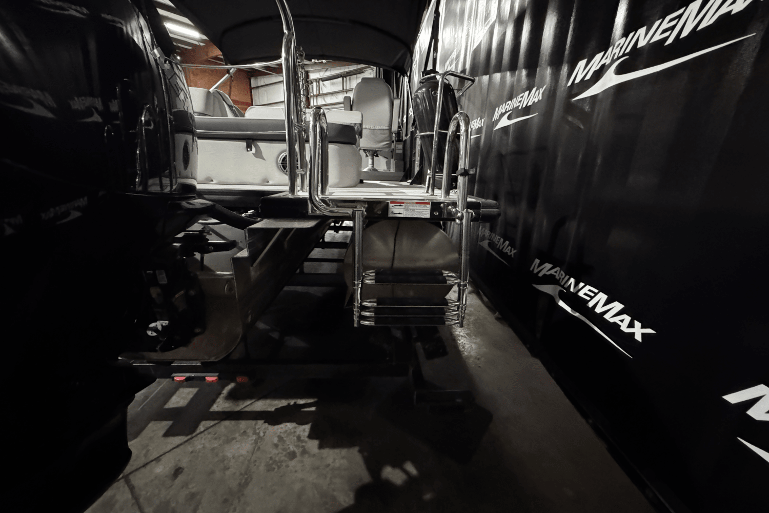 2023 Harris 230 SUNLINER Image Thumbnail #4