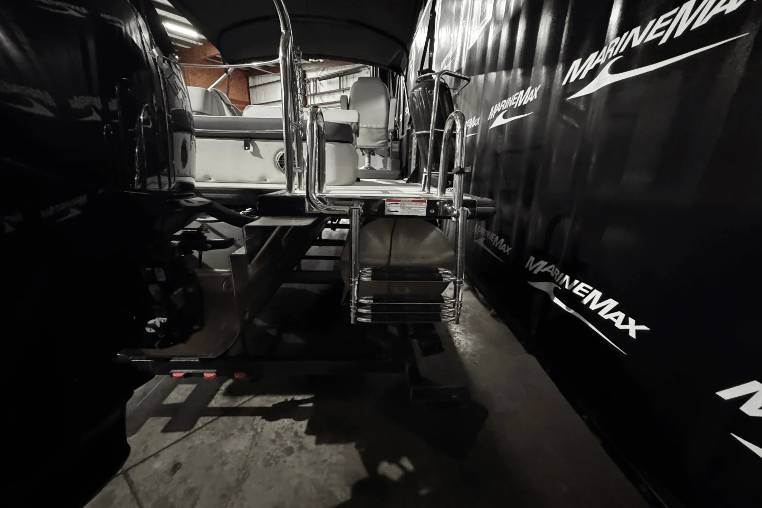 2023 Harris 230 SUNLINER Image Thumbnail #4