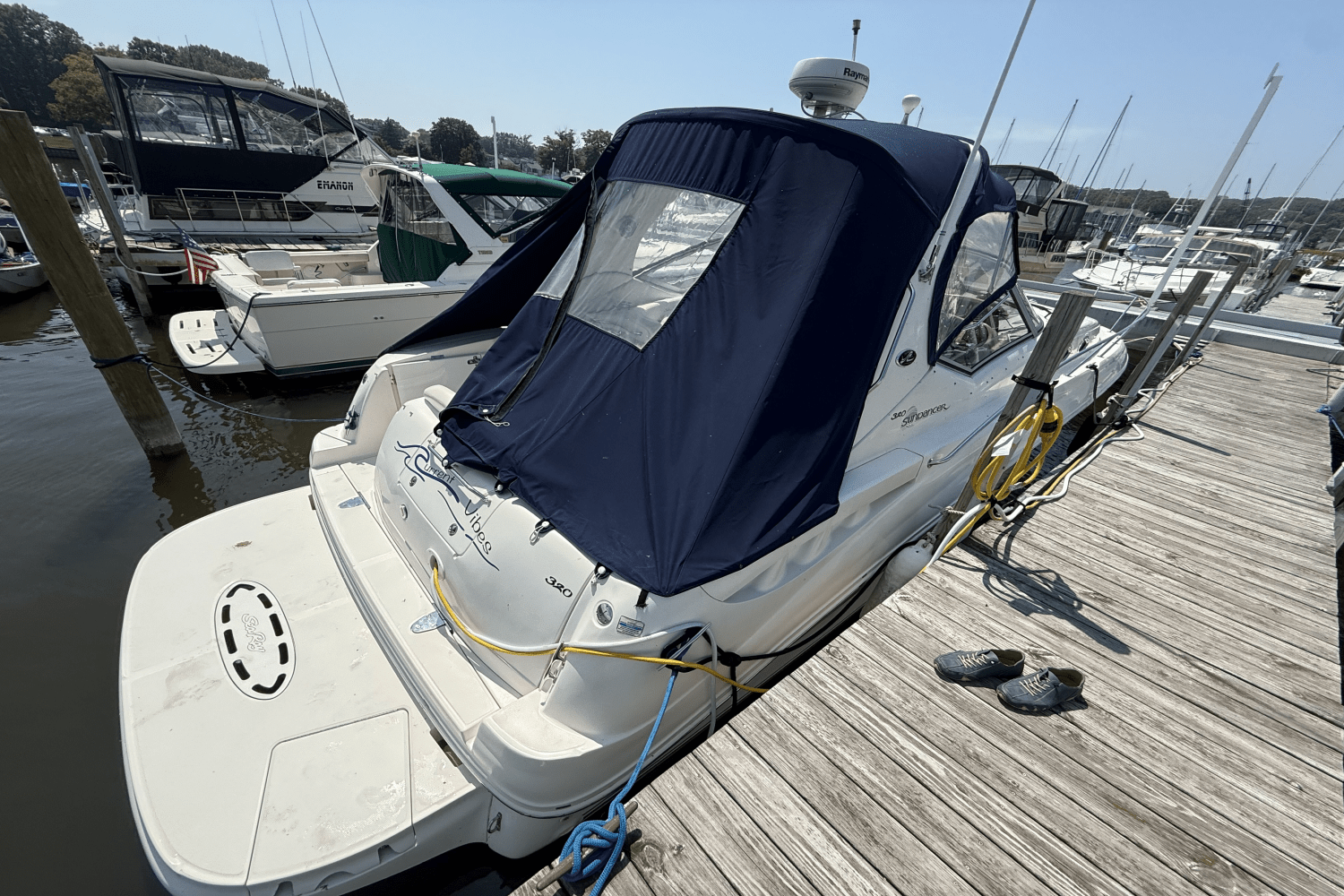 2004 Sea Ray 320 SUNDANCER Image Thumbnail #17