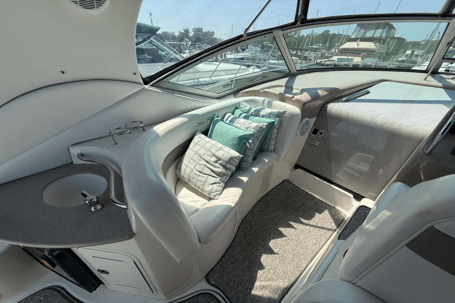 2004 Sea Ray 320 SUNDANCER Image Thumbnail #6