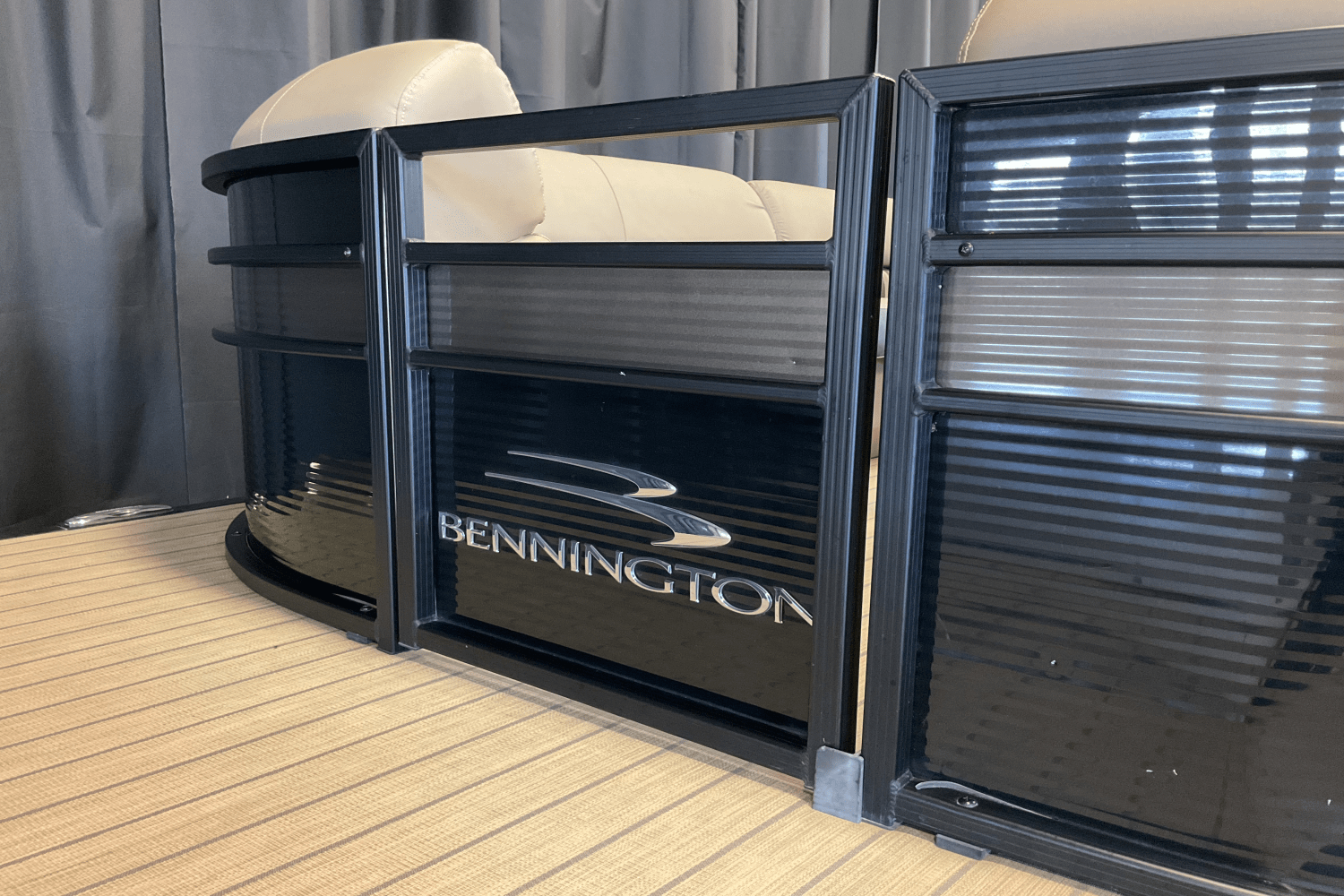 2019 Bennington 25GCW Image Thumbnail #10