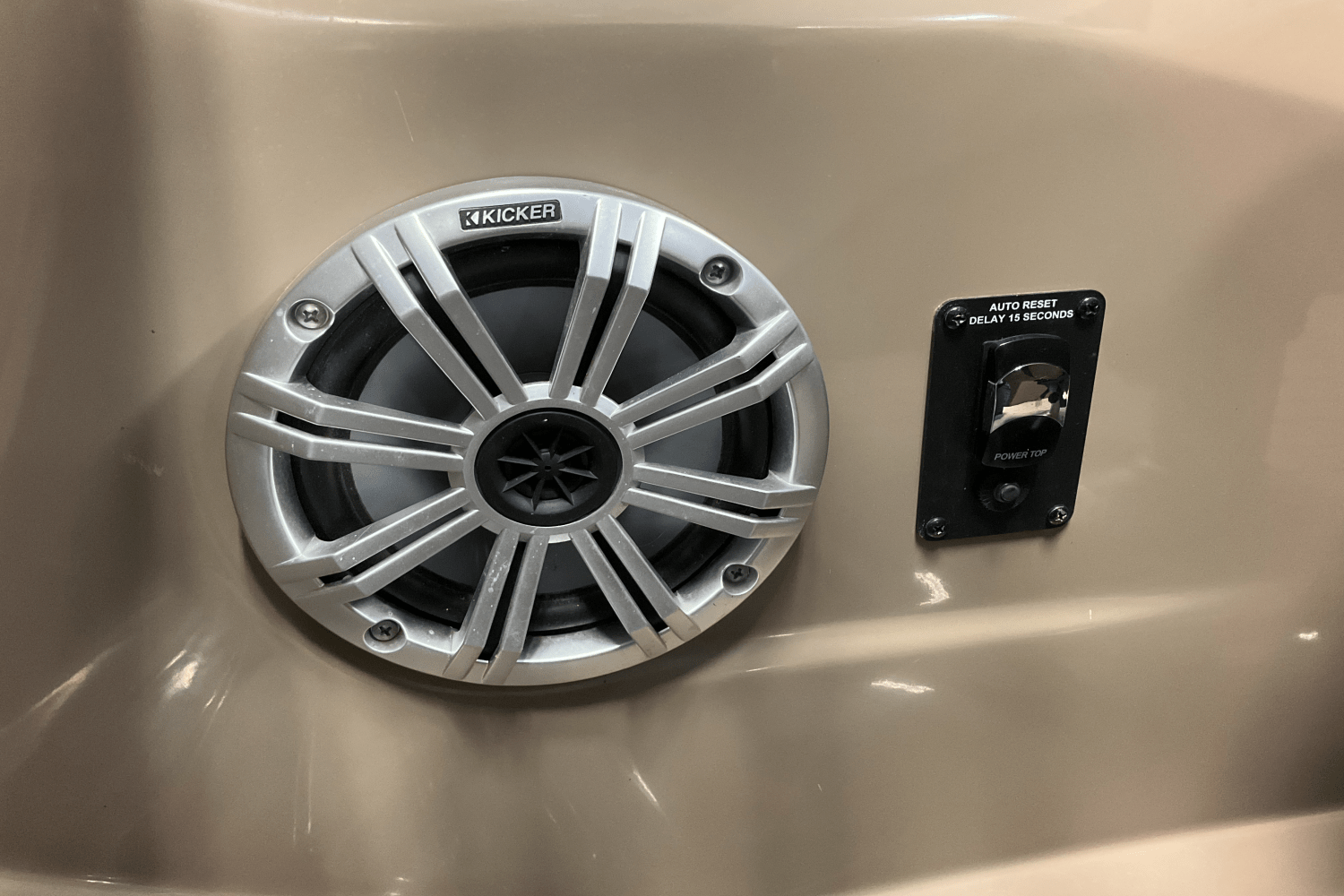 2019 Bennington 25GCW Image Thumbnail #50