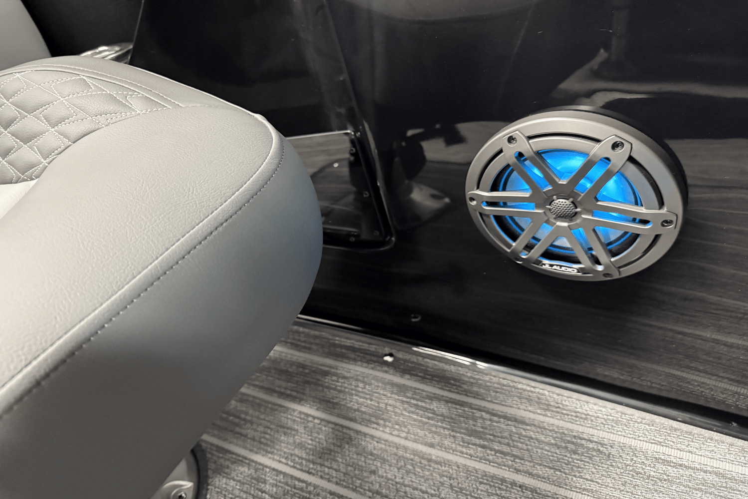 2026 Premier 230SOLARIS Image Thumbnail #49