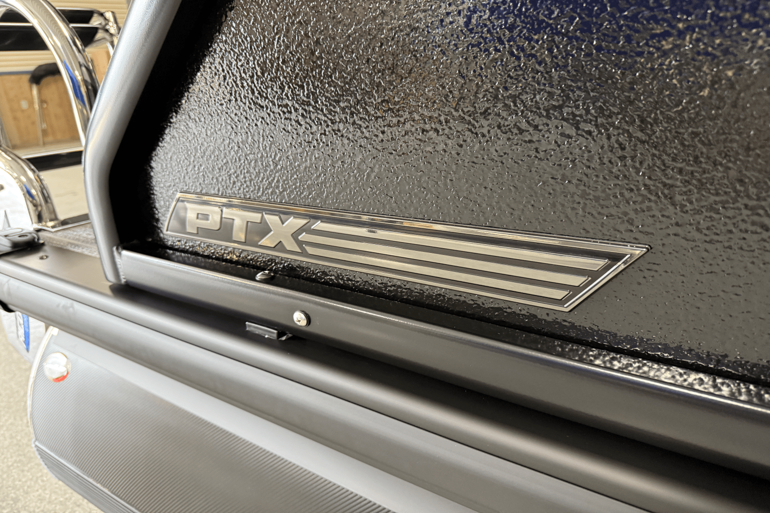 2026 Premier 230SOLARIS Image Thumbnail #17