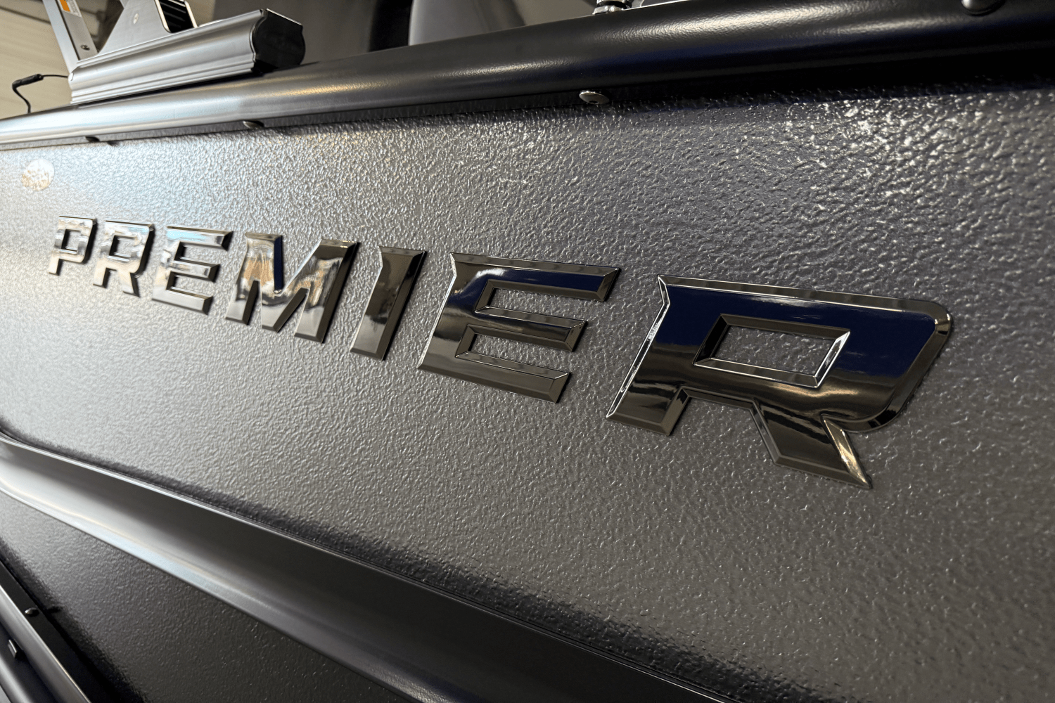 2026 Premier 230SOLARIS Image Thumbnail #15