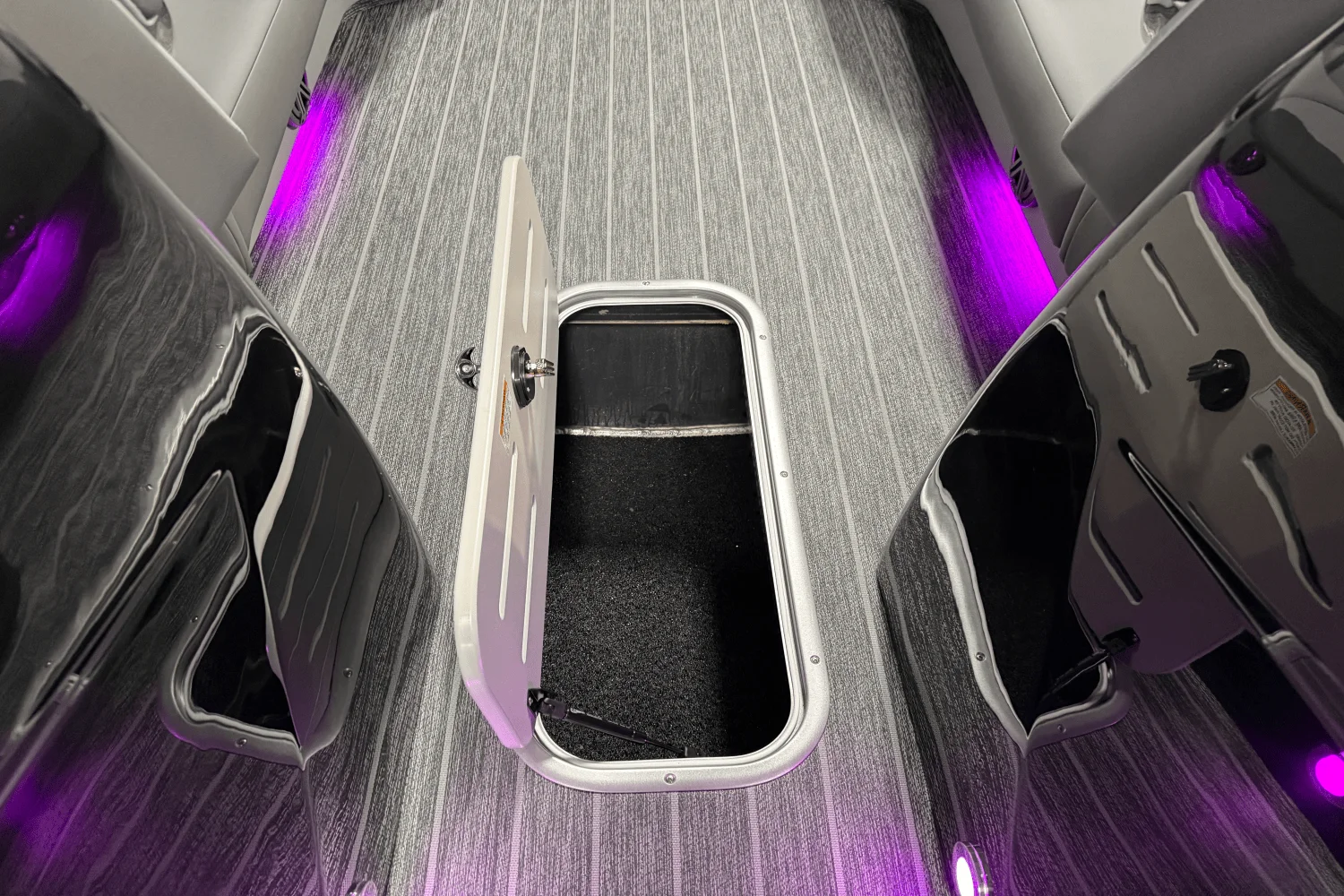 2026 Premier 230SOLARIS Image Thumbnail #78