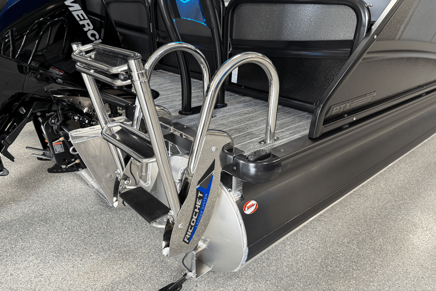 2026 Premier 230SOLARIS Image Thumbnail #19